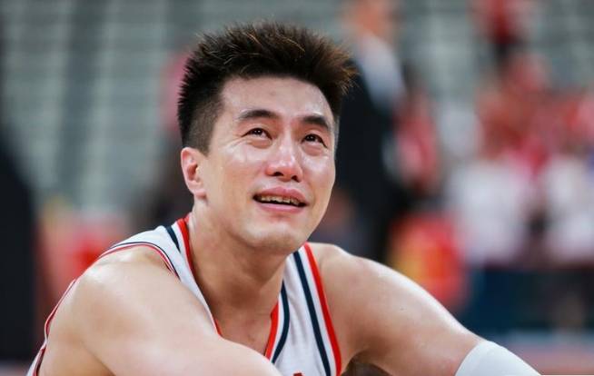 郭艾伦:不敢回辽篮主场 听到球迷呐喊不哭都不行