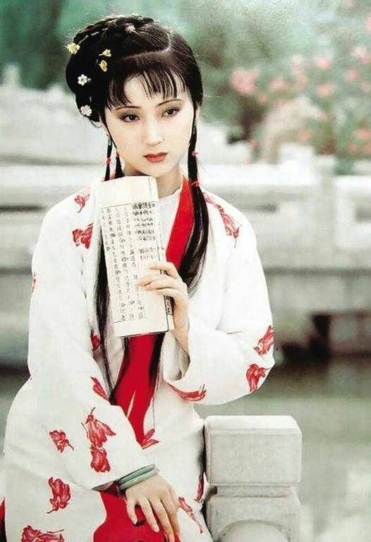 贾惜春:陈晓旭当年是装的,不然演不了林黛玉,我是装得不够彻底