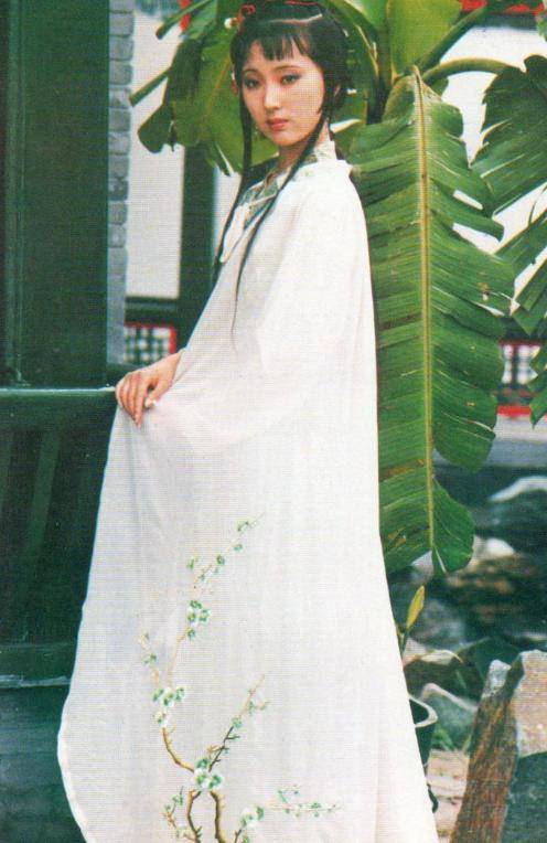 贾惜春:陈晓旭当年是装的,不然演不了林黛玉,我是装得不够彻底