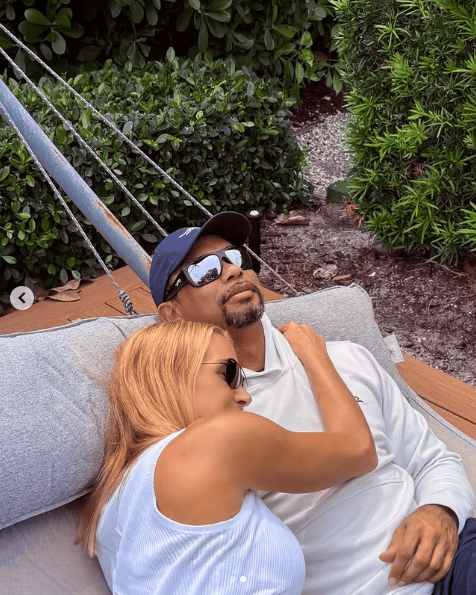 美媒:美知名高尔夫球手泰格·伍兹证实与小特朗普前妻恋情,伊万卡祝福