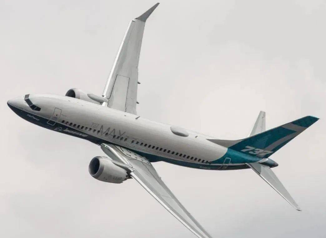 中方刚拒买波音,不到24小时,特朗普发起报复:对华关税加到245%