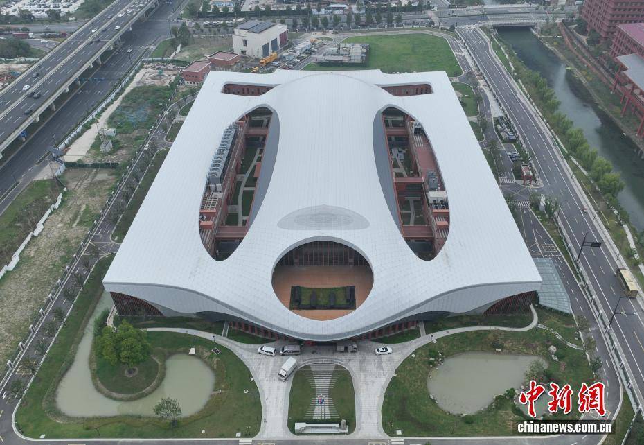 浙江杭州:世界容量最大的离心机启动