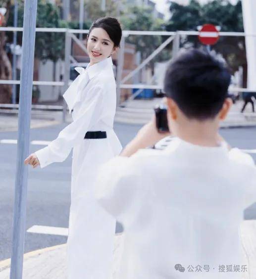 这场晚会台下简直是追星现场,名场面太多了吧?