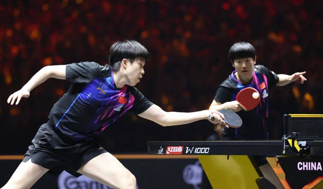 国乒提前锁定混双冠军,男、女双打各有3对进4强 | WTT中国大满贯双打